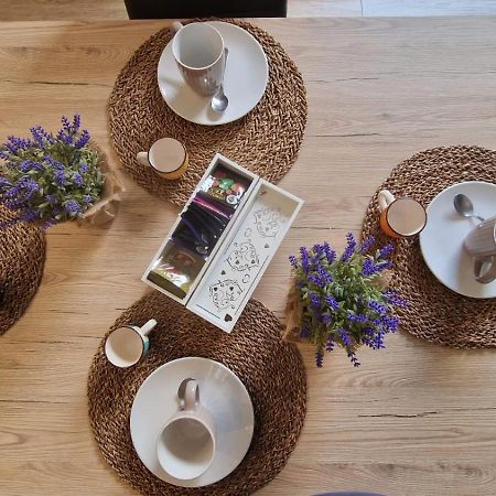 Casa Lina Tirano Apartment ภายนอก รูปภาพ
